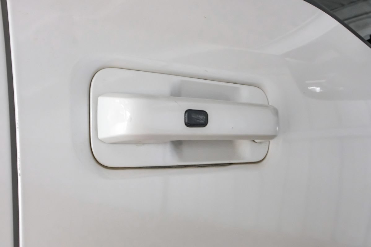 Used 2019 Ford F250 Lariat w/ Lariat Ultimate Package AWD/4WD image 42