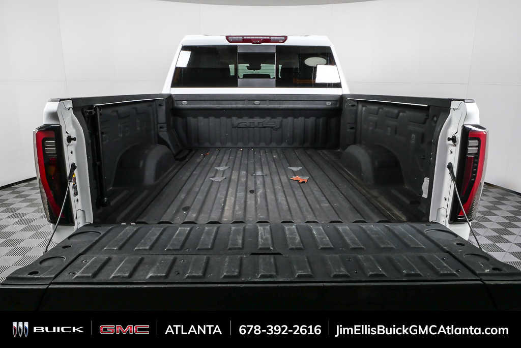 Used 2024 GMC Sierra 2500 AT4 w/ Technology Package AWD/4WD image 27