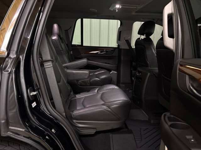 Used 2019 Cadillac Escalade Premium Luxury AWD/4WD image 19