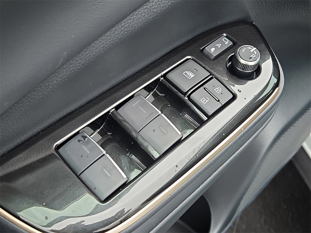 New 2026 Toyota Crown Platinum image 20