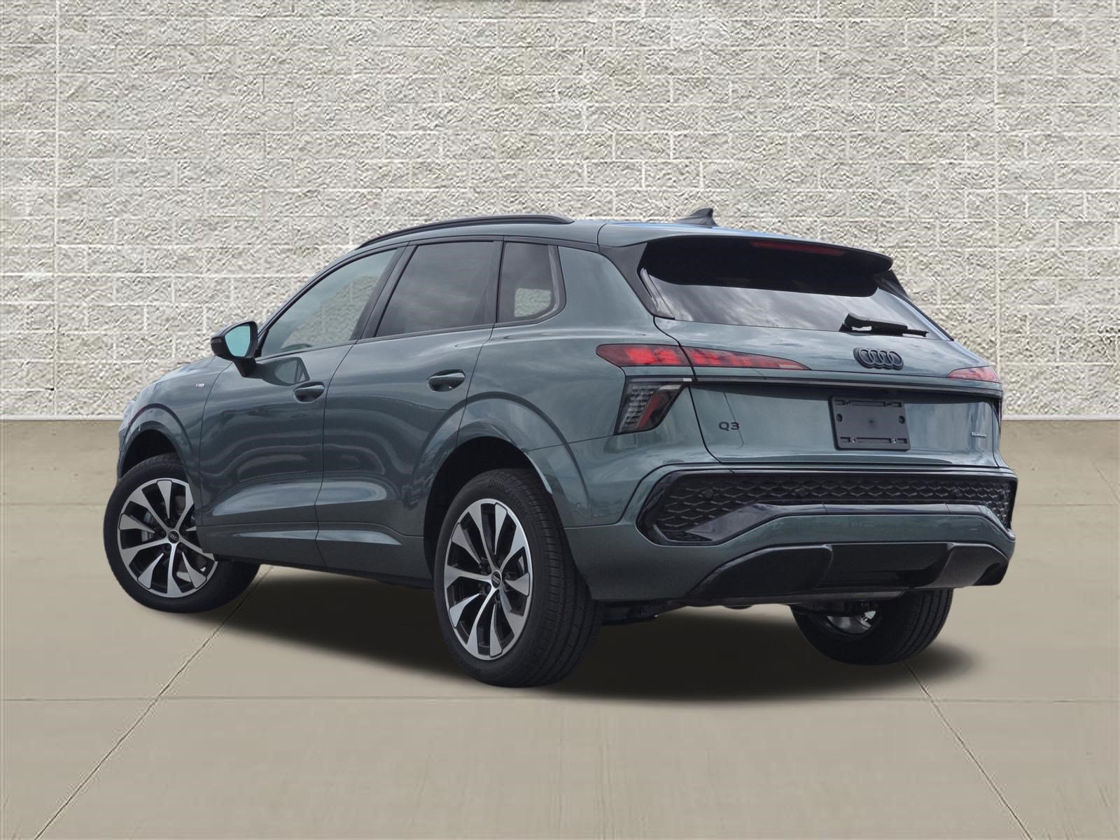 New 2026 Audi Q3 quattro 2.0T AWD/4WD image 5