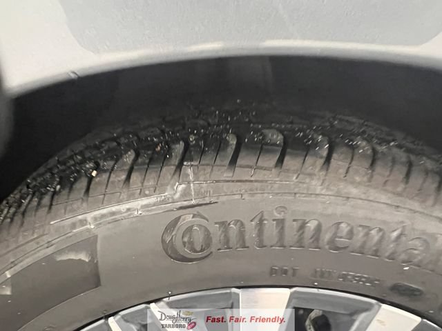 Used 2025 Nissan Altima 2.5 SV FWD image 17