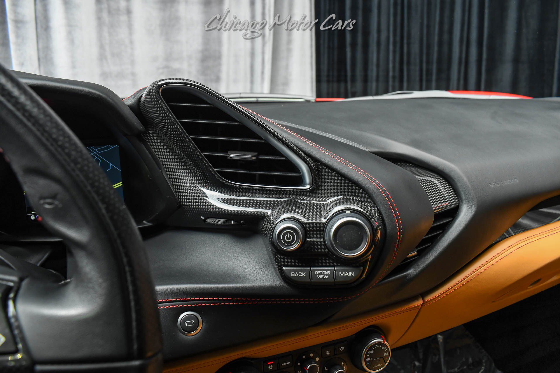 Used 2018 Ferrari 488 GTB image 18