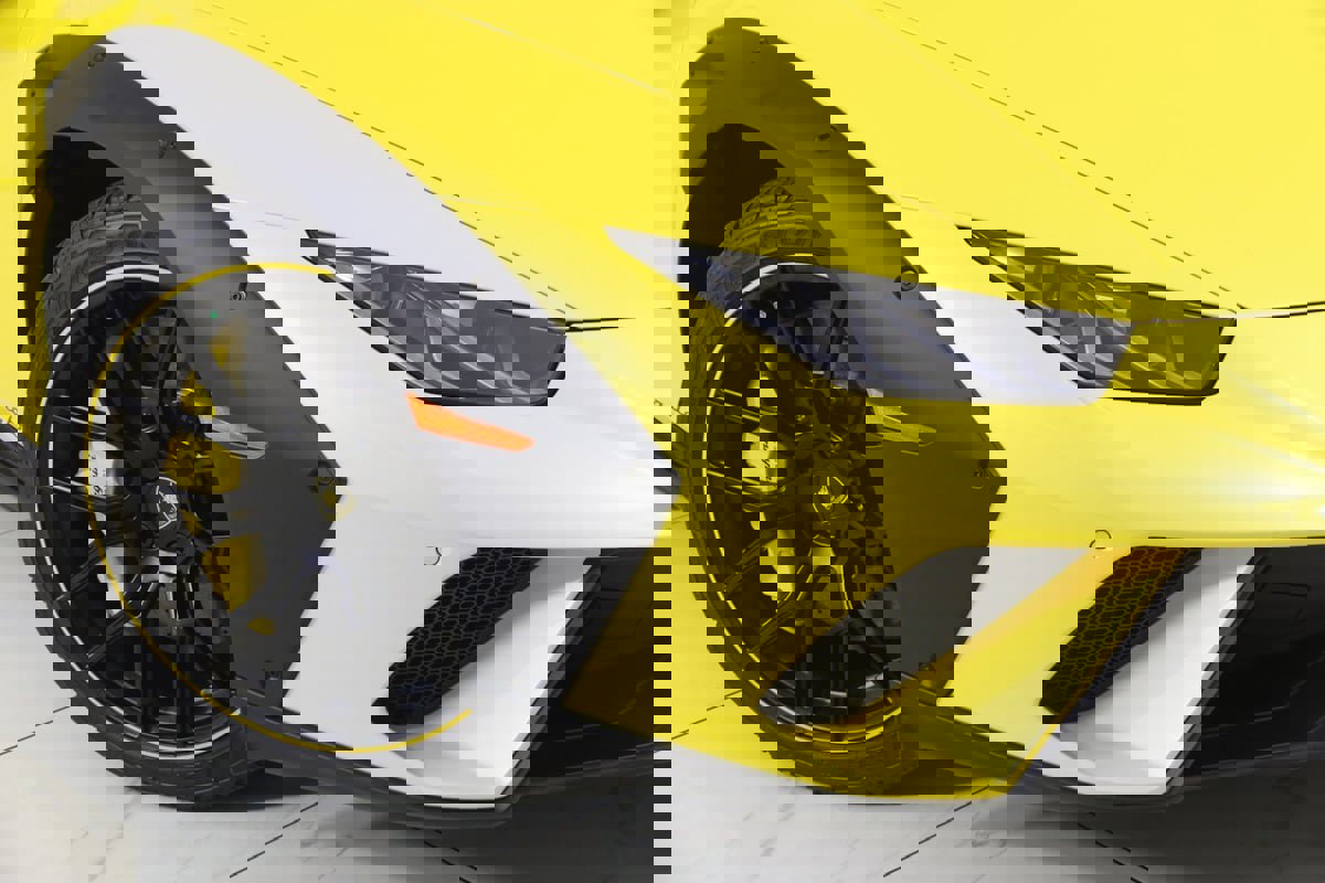 Used 2024 Lamborghini Huracan Sterrato image 22