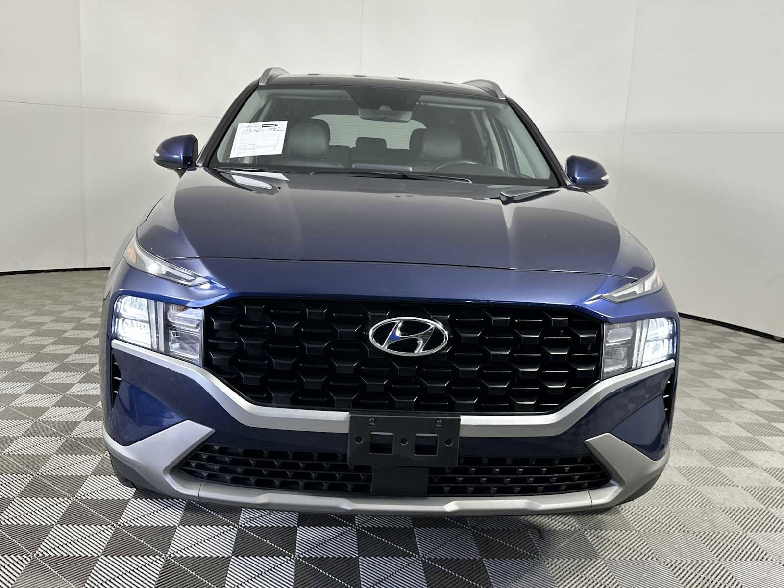 Used 2023 Hyundai Santa Fe SEL AWD/4WD image 3