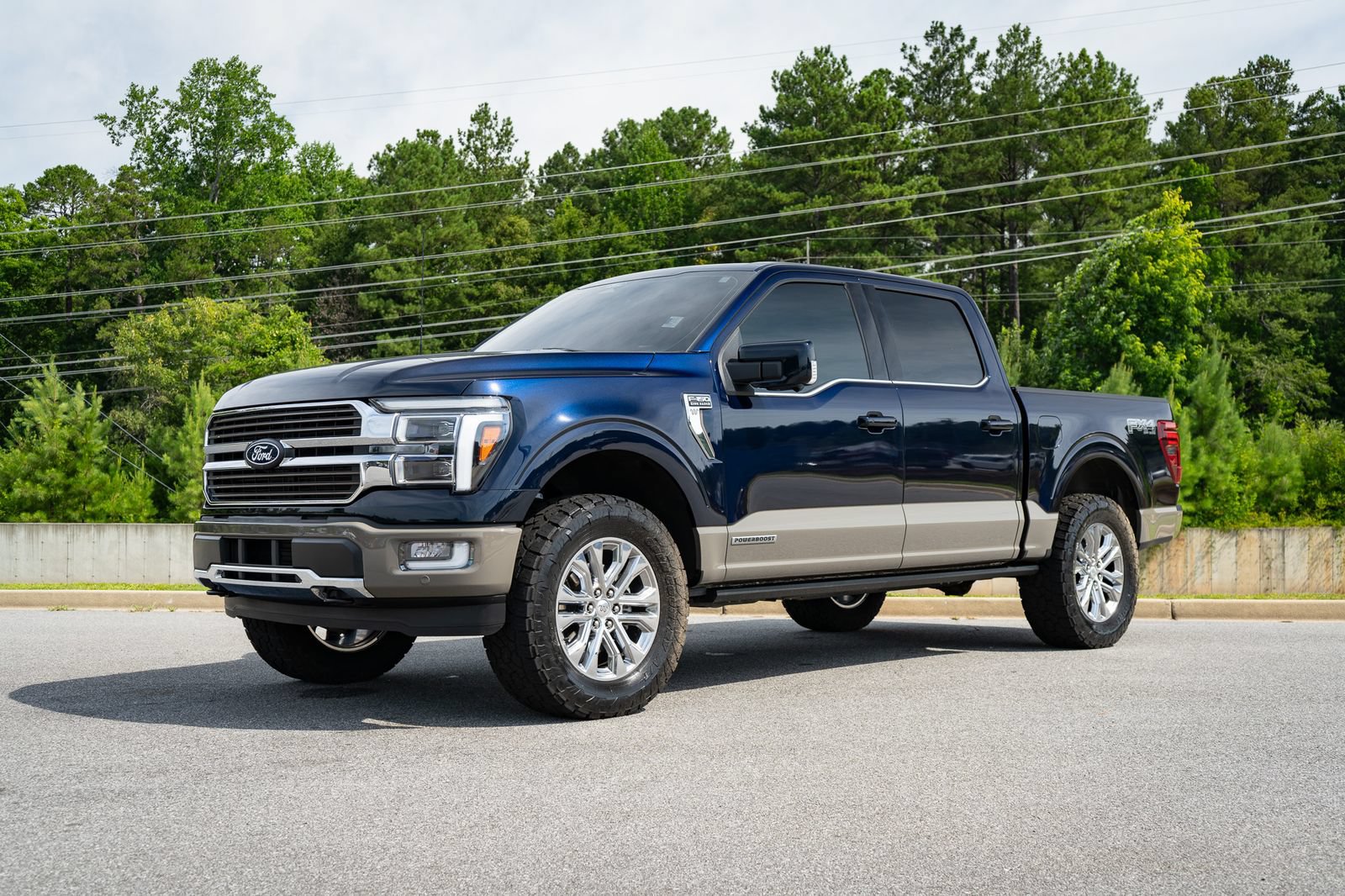 Used 2025 Ford F150 King Ranch w/ FX4 Off-Road Package AWD/4WD image 9