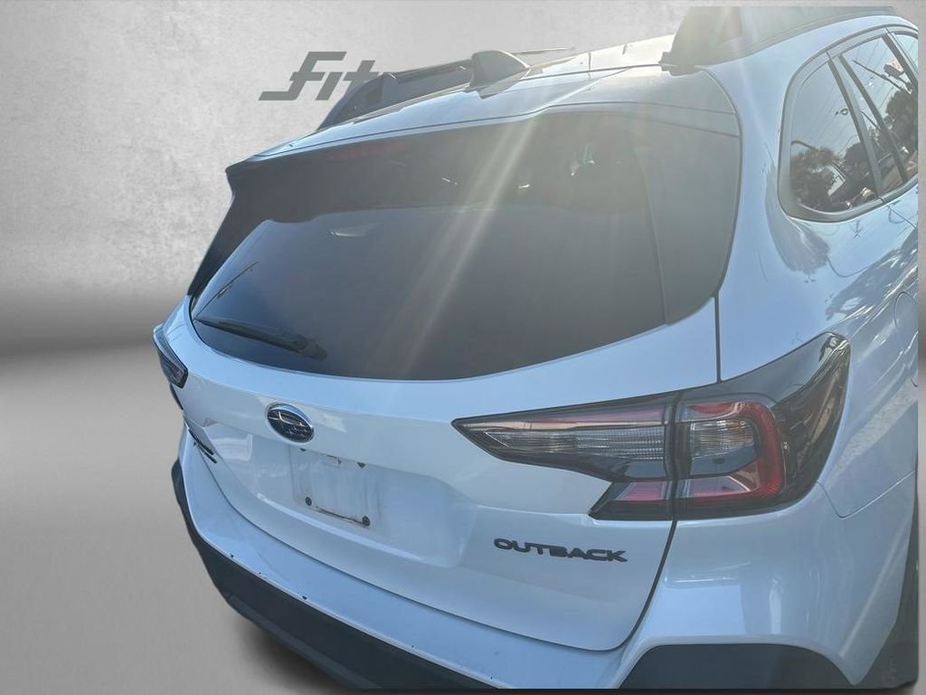 Used 2024 Subaru Outback Onyx Edition image 10