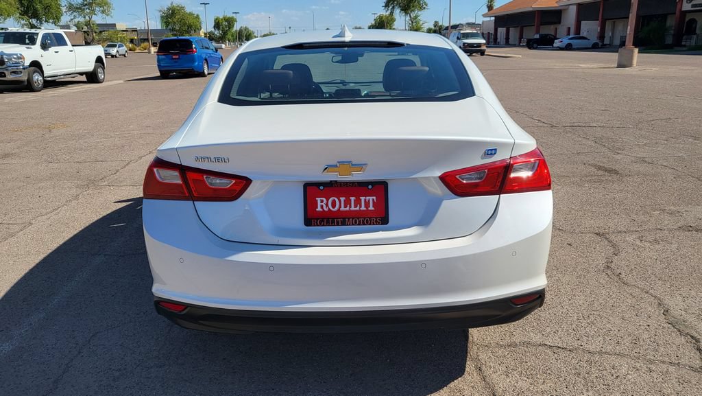 Used 2016 Chevrolet Malibu Hybrid w/ Leather Package FWD image 10