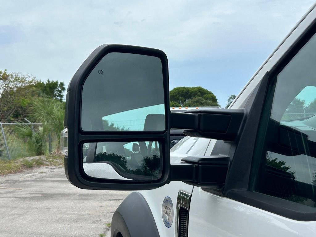 Used 2019 Ford F550 2WD Crew Cab Super Duty image 15
