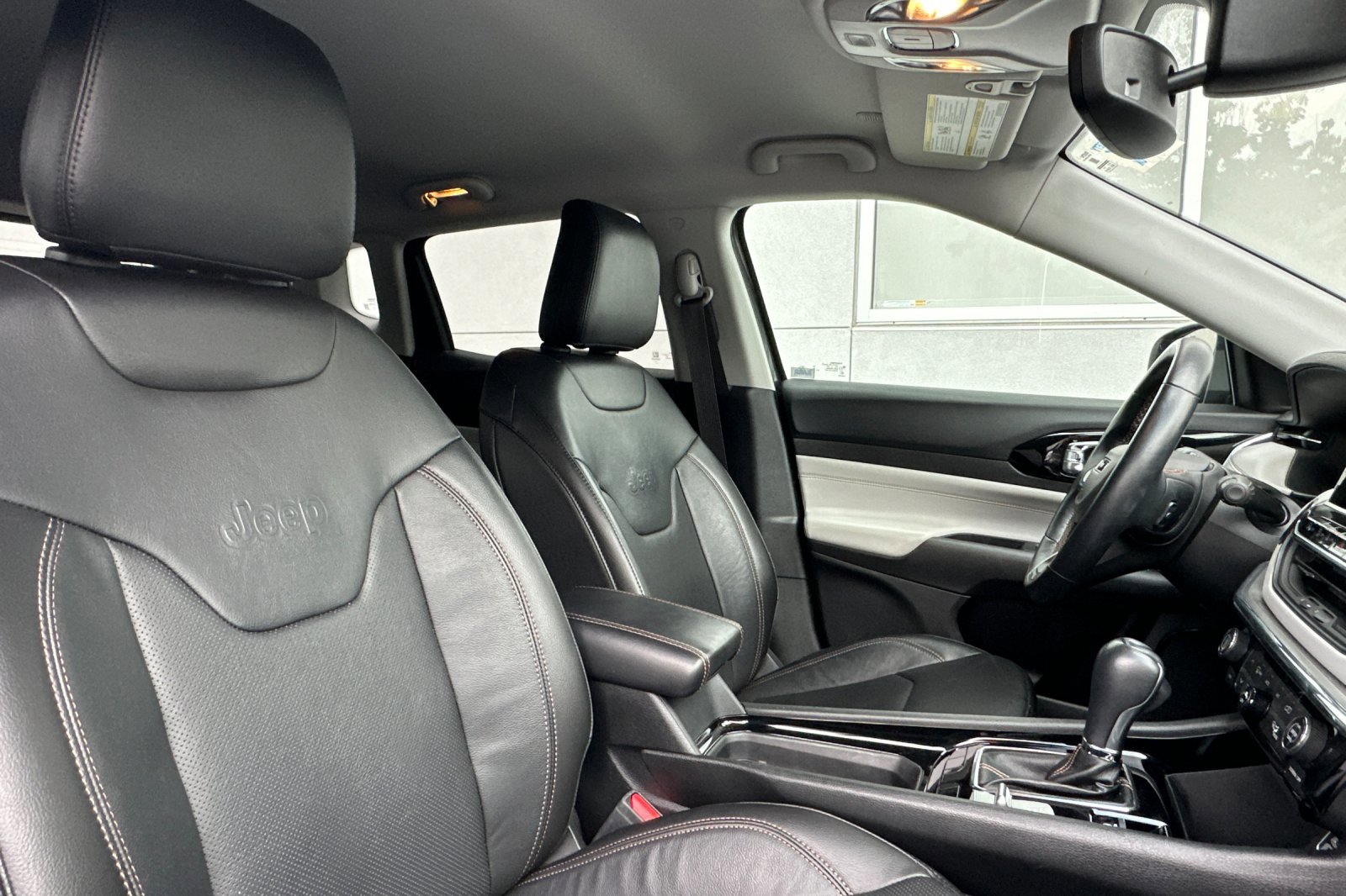 Used 2022 Jeep Compass Limited w/ Elite Group image 31