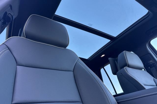 New 2026 GMC Yukon Elevation w/ Elevation Premium Package image 21