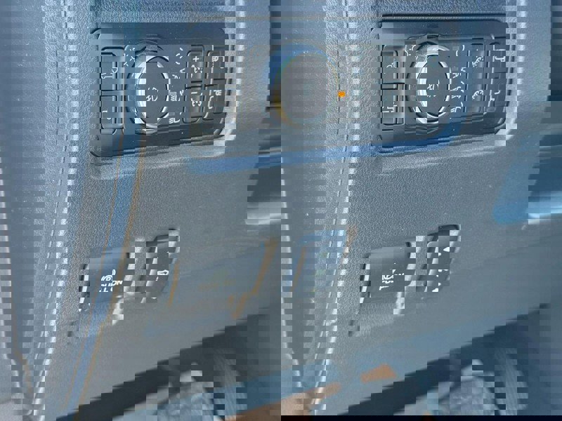 New 2026 Ford F250 Platinum image 14