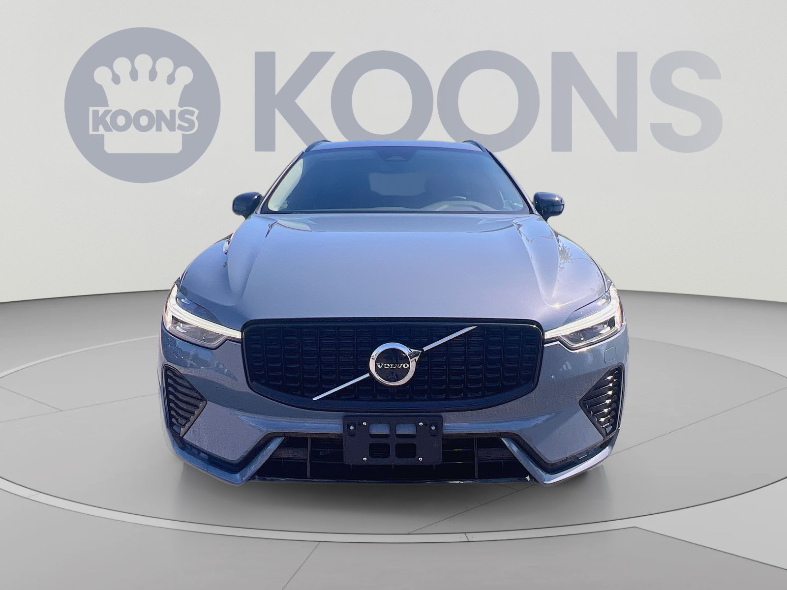 Certified 2023 Volvo XC60 B5 Plus w/ Climate Package AWD/4WD image 11