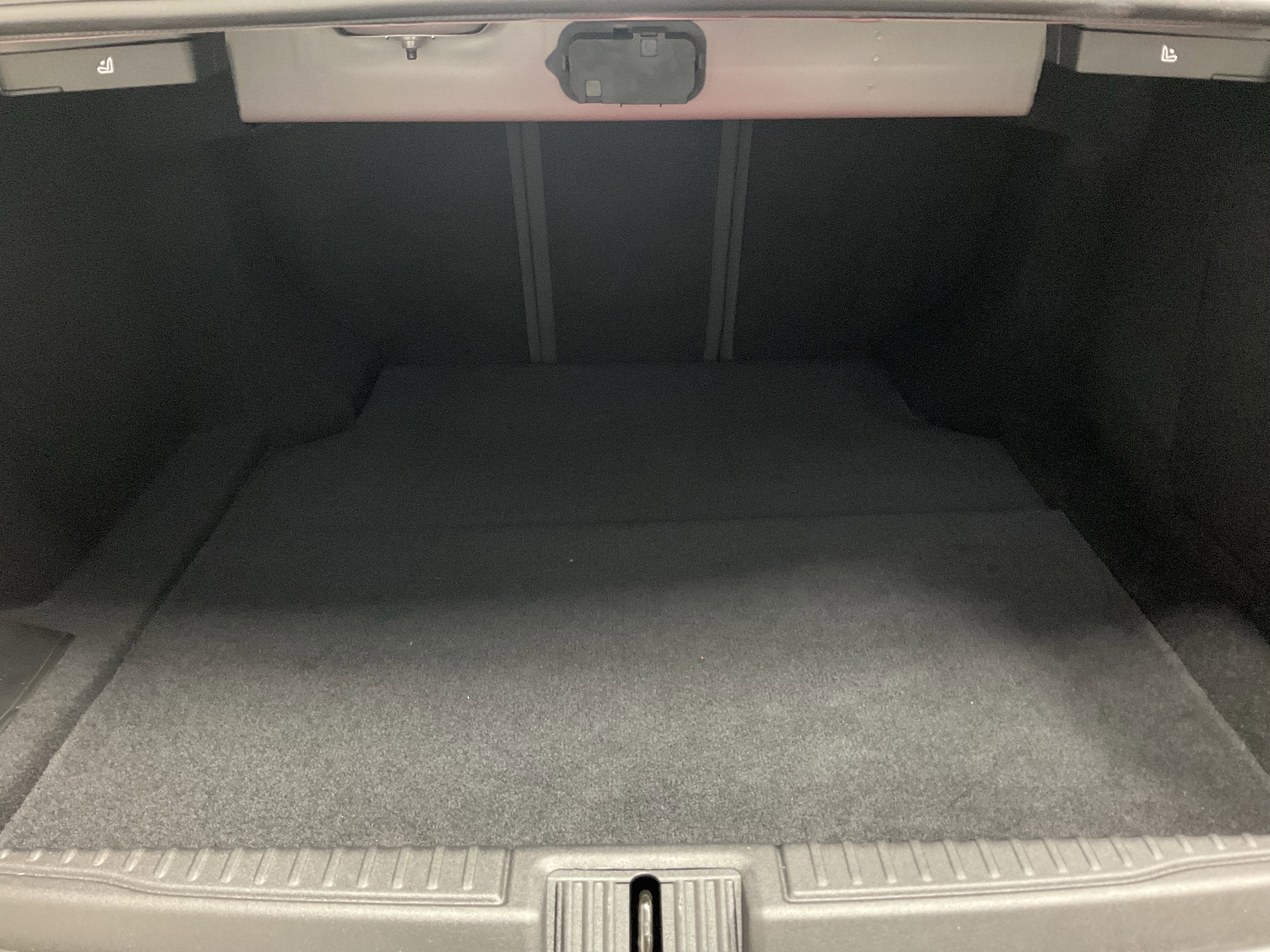 New 2026 Alfa Romeo Giulia AWD w/ Driving Assist Package image 18