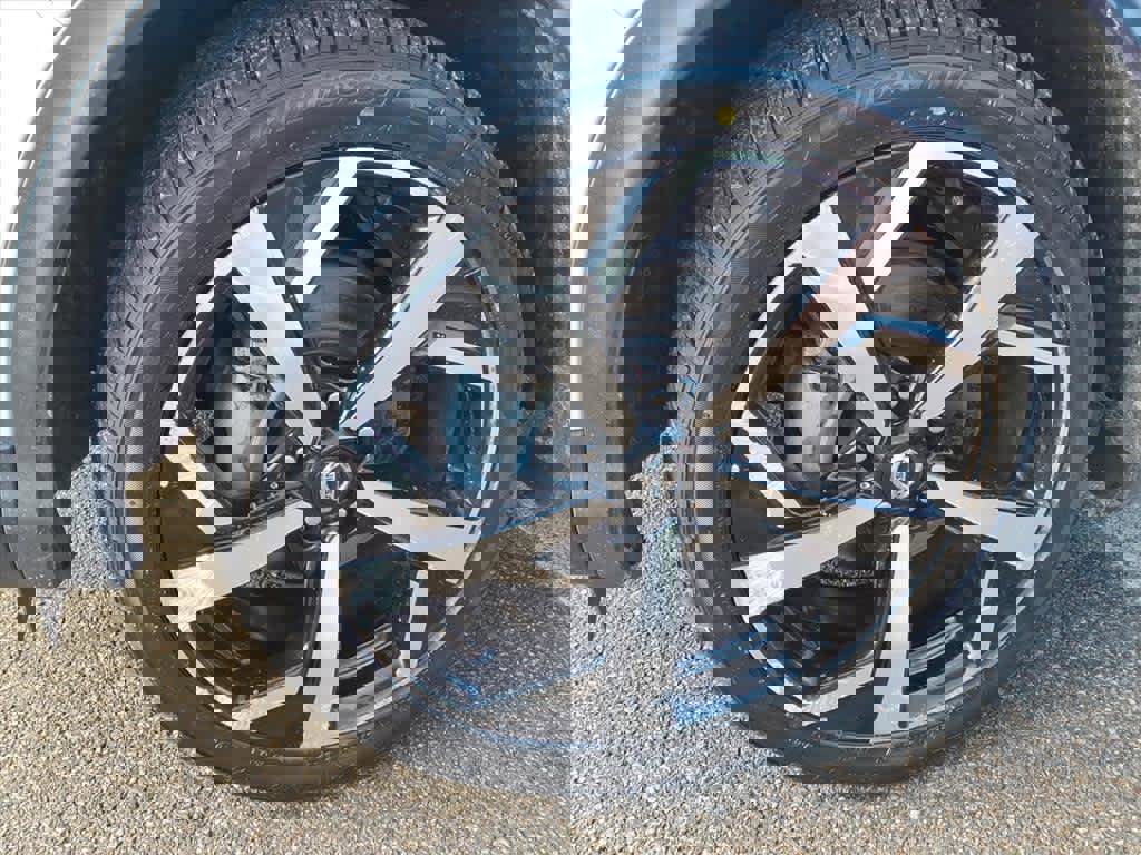 Used 2022 Nissan Rogue Sport SL image 8