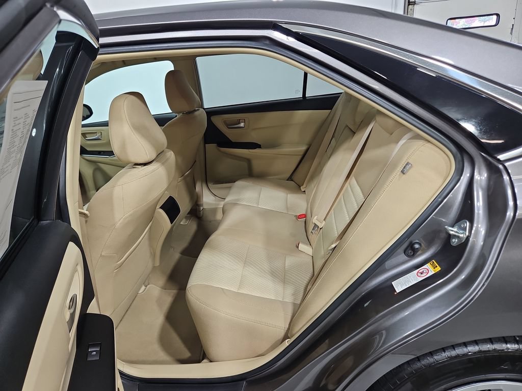 Used 2016 Toyota Camry LE FWD image 24