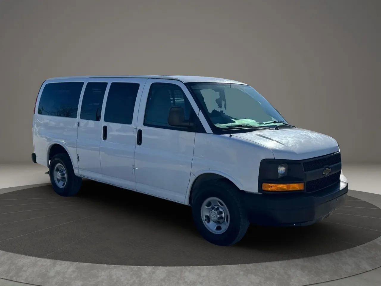 Used 2014 Chevrolet Express 2500 LS image 10