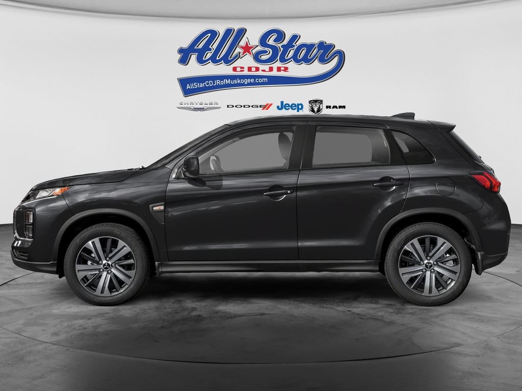 Used 2025 Mitsubishi Outlander Sport SE AWD/4WD image 3