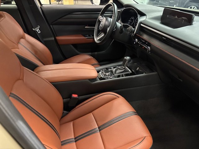 Used 2024 MAZDA CX-50 Meridian Edition w/ Apex Package image 9