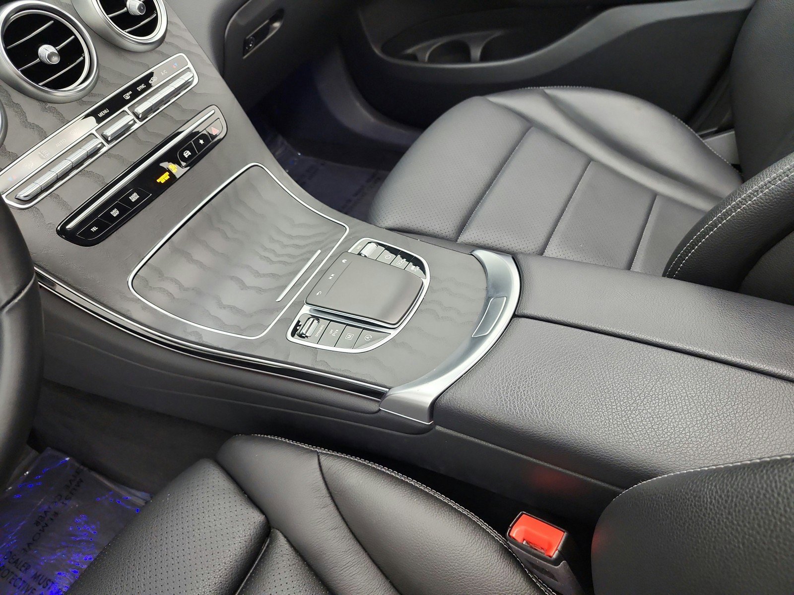 Used 2021 Mercedes-Benz GLC 300 image 14