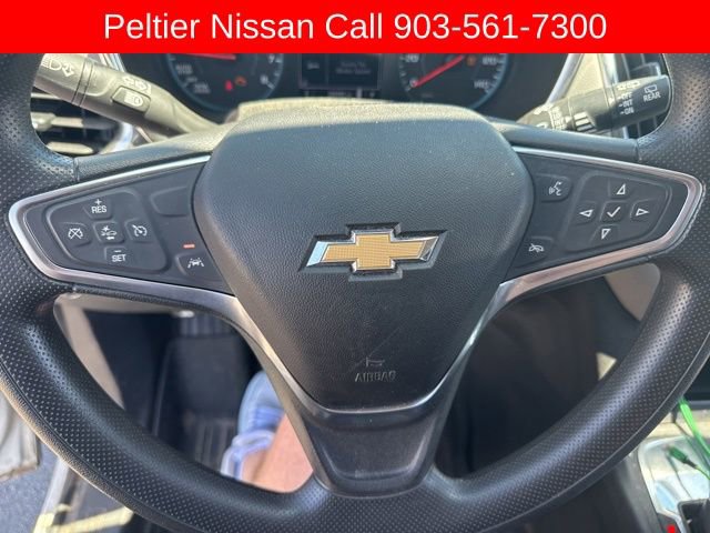 Used 2020 Chevrolet Equinox LS w/ LS Convenience Package FWD image 12