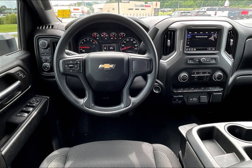 Used 2025 Chevrolet Silverado 2500 Custom w/ Custom Value Package AWD/4WD image 6