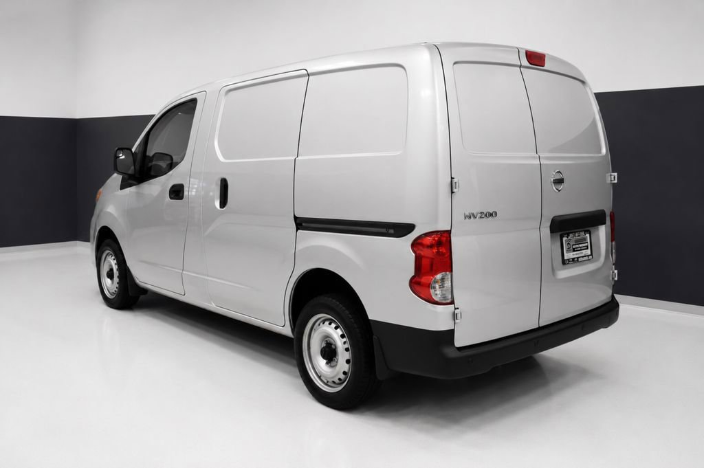 Used 2020 Nissan NV200 S FWD image 3