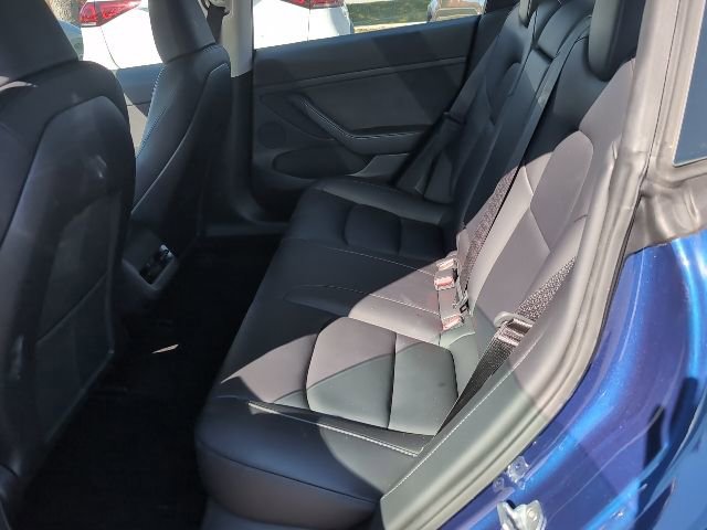 Used 2023 Tesla Model 3 Standard Range image 21
