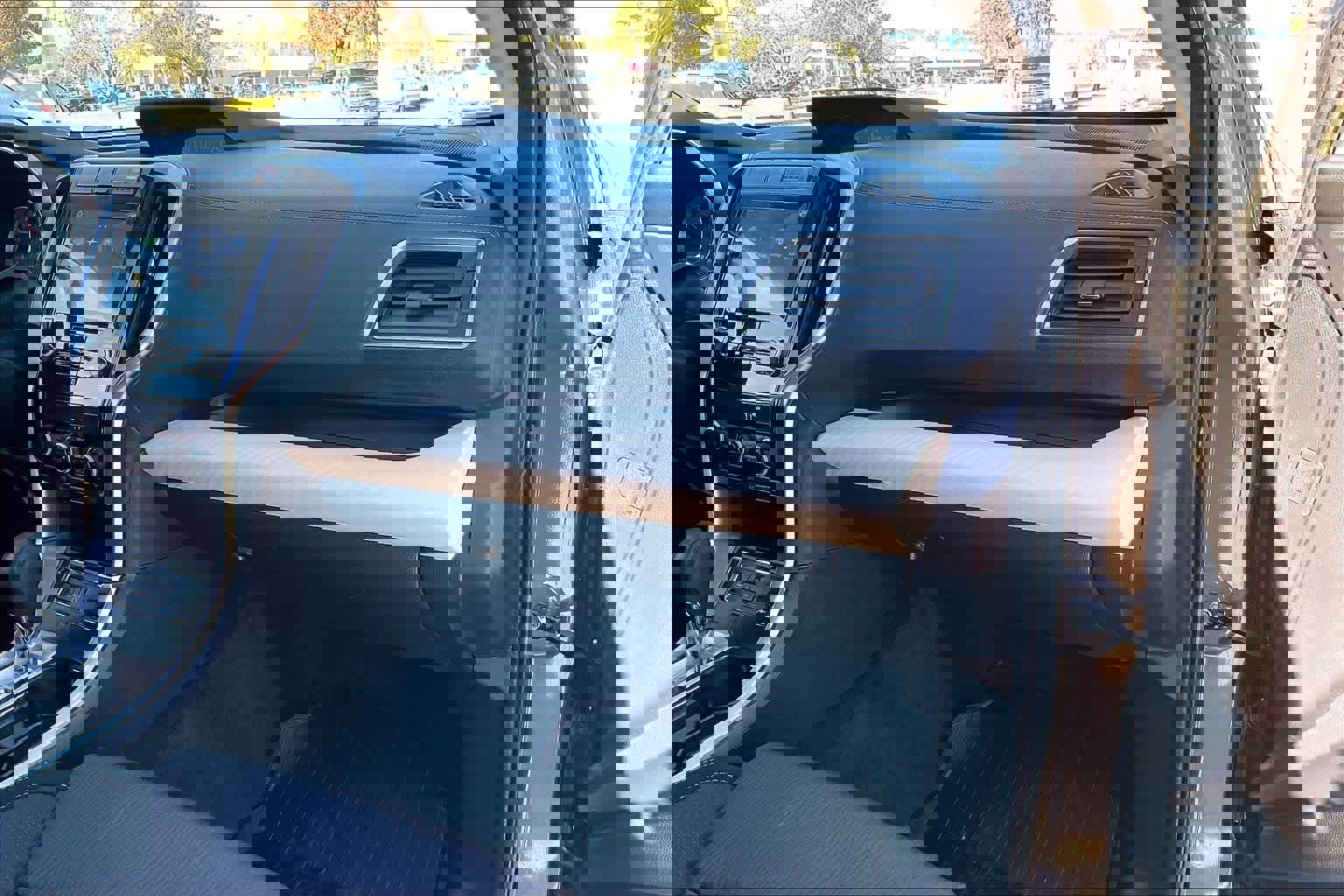 Used 2022 Subaru Ascent Premium w/ Convenience Package image 23