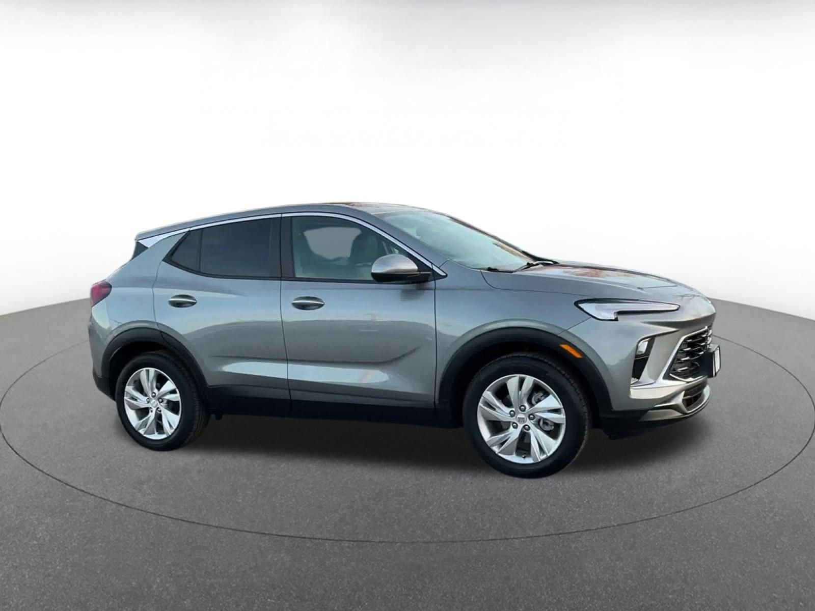 Used 2025 Buick Encore GX Preferred image 2