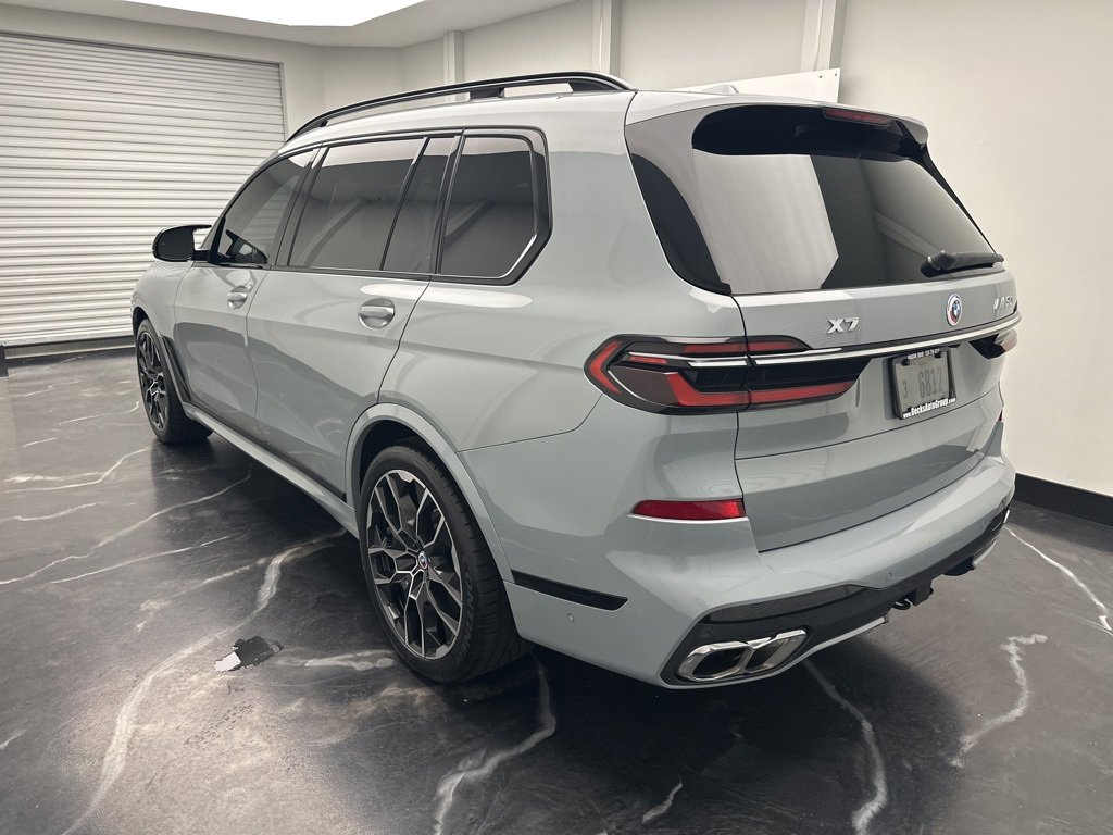 Used 2023 BMW X7 M60i w/ Executive Package image 4