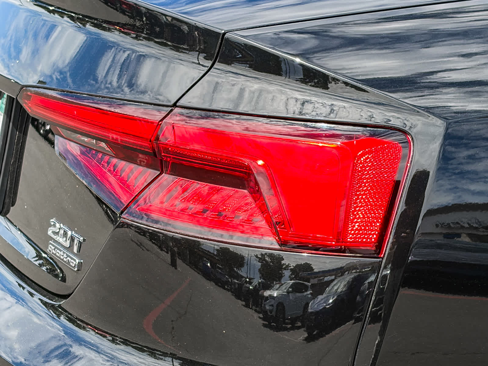 Used 2018 Audi A5 2.0T Premium Plus AWD/4WD image 8