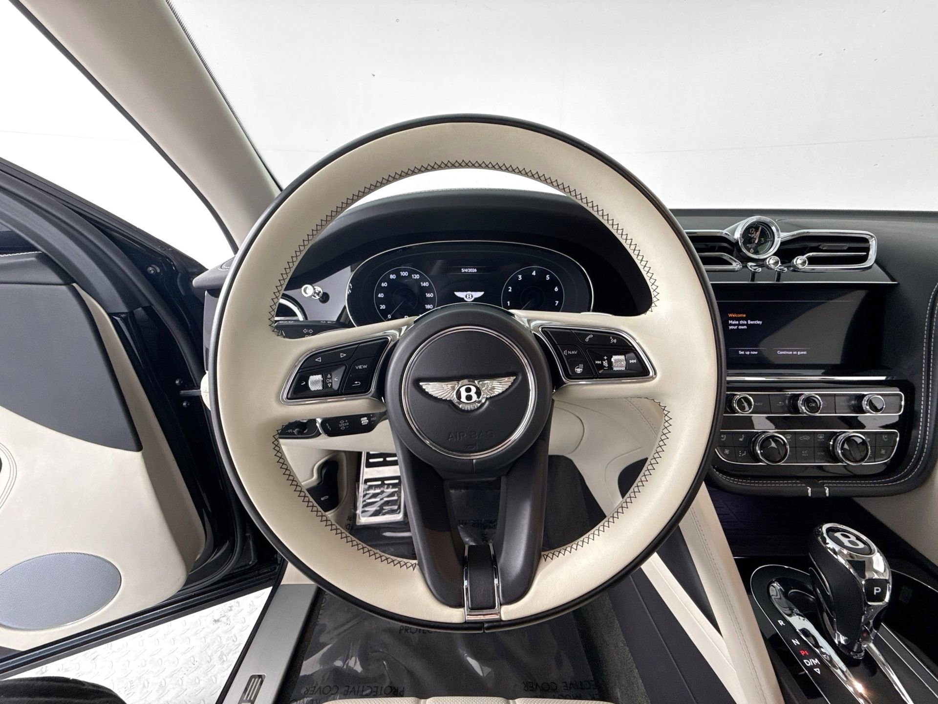 Used 2021 Bentley Bentayga AWD/4WD image 10