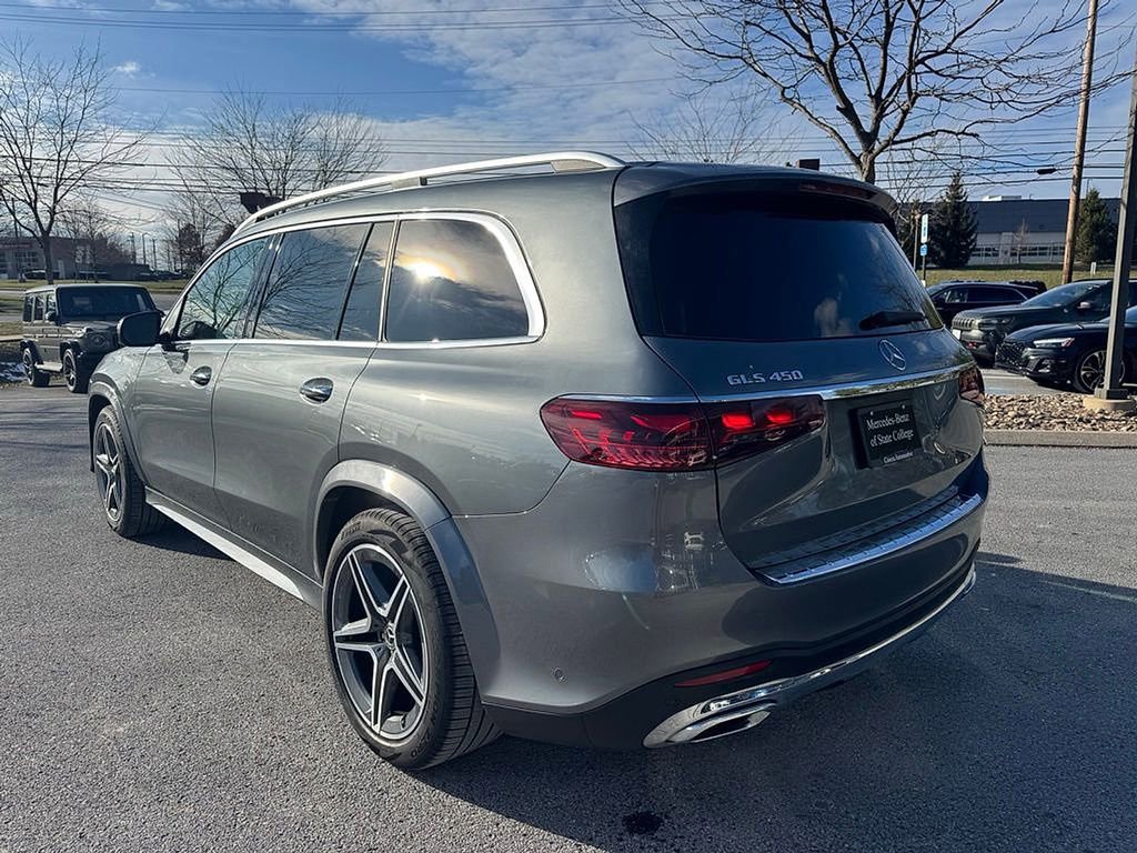Used 2024 Mercedes-Benz GLS 450 4MATIC image 5