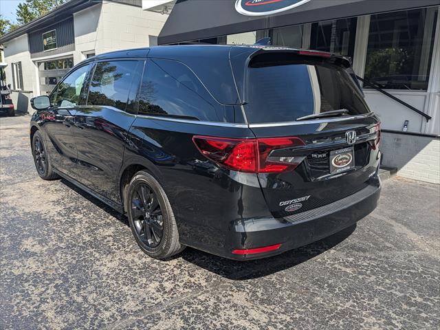 Used 2024 Honda Odyssey Sport image 3