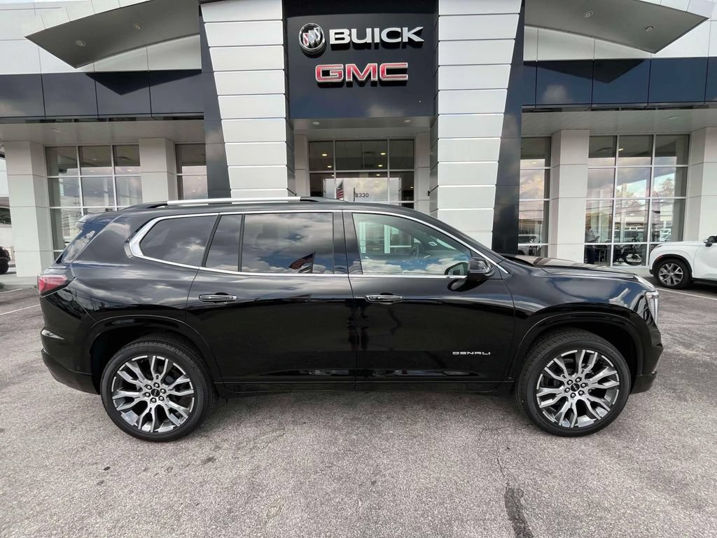 New 2026 GMC Acadia Denali Ultimate FWD image 2
