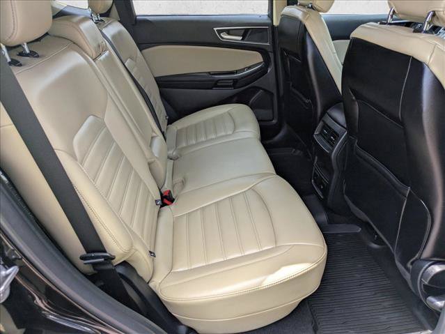 Used 2019 Ford Edge SEL w/ Equipment Group 201A AWD/4WD image 18