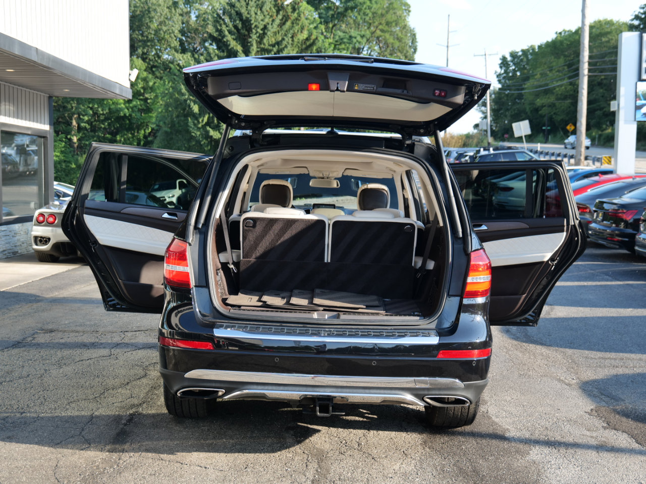 Used 2019 Mercedes-Benz GLS 450 4MATIC w/ Grand Edition Package image 65