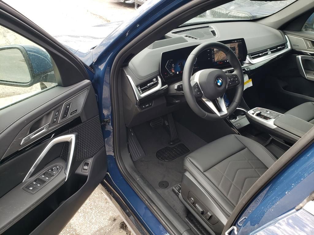 New 2026 BMW X1 xDrive28i w/ Technology Package image 6