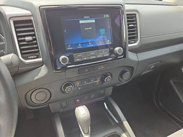 Used 2022 Nissan Frontier SV w/ Technology Package RWD image 14