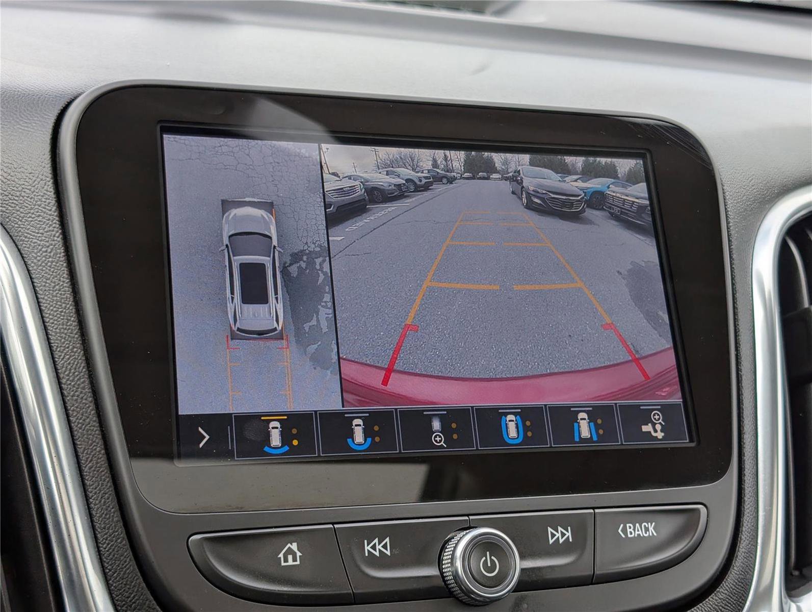 Used 2021 Chevrolet Equinox Premier AWD/4WD image 31