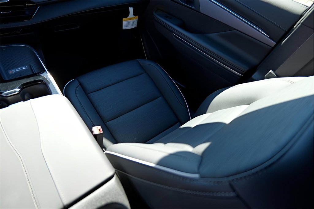 New 2026 Buick Enclave Sport Touring w/ Super Cruise Package image 26