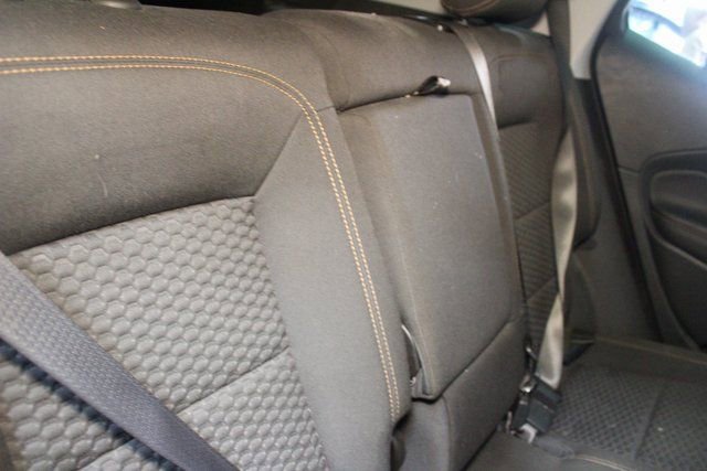 Used 2021 GMC Terrain SLE image 10