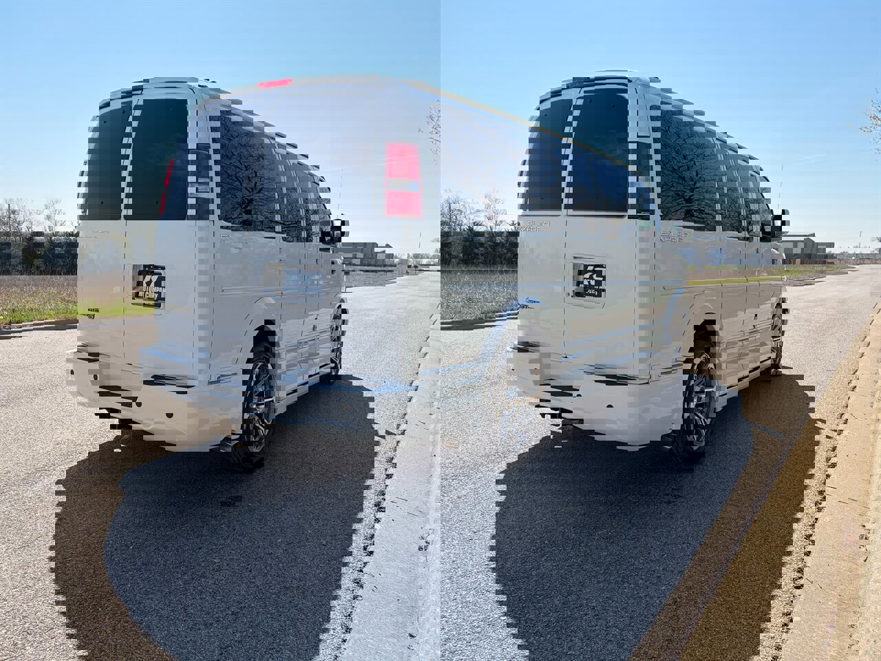 Used 2016 Chevrolet Express 2500 image 5