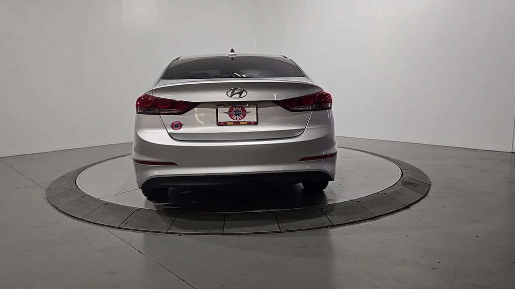 Used 2018 Hyundai Elantra Value Edition w/ Cargo Package FWD image 4