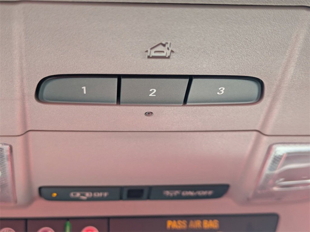 Used 2021 Chevrolet Equinox Premier image 29