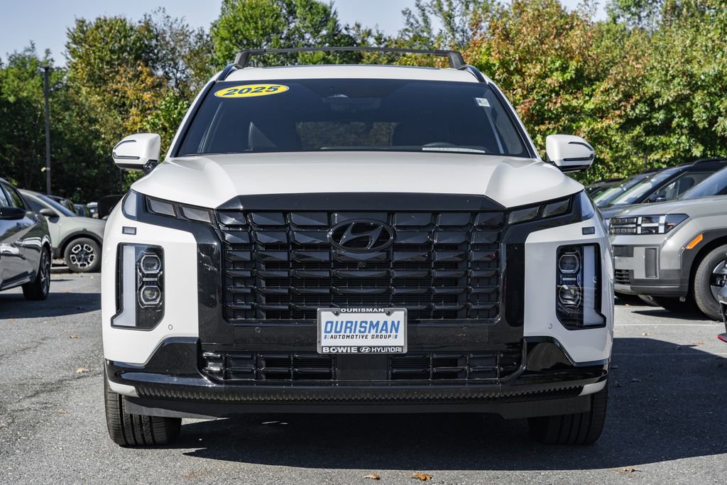 Used 2025 Hyundai Palisade Calligraphy image 2