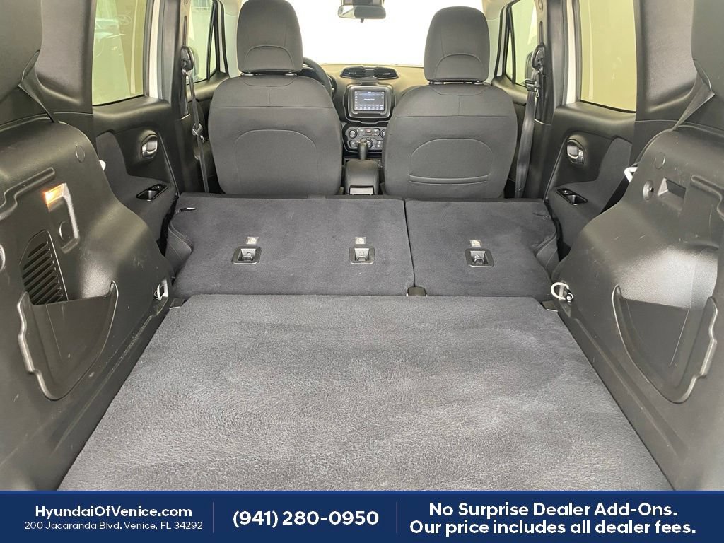 Used 2021 Jeep Renegade Latitude FWD image 41