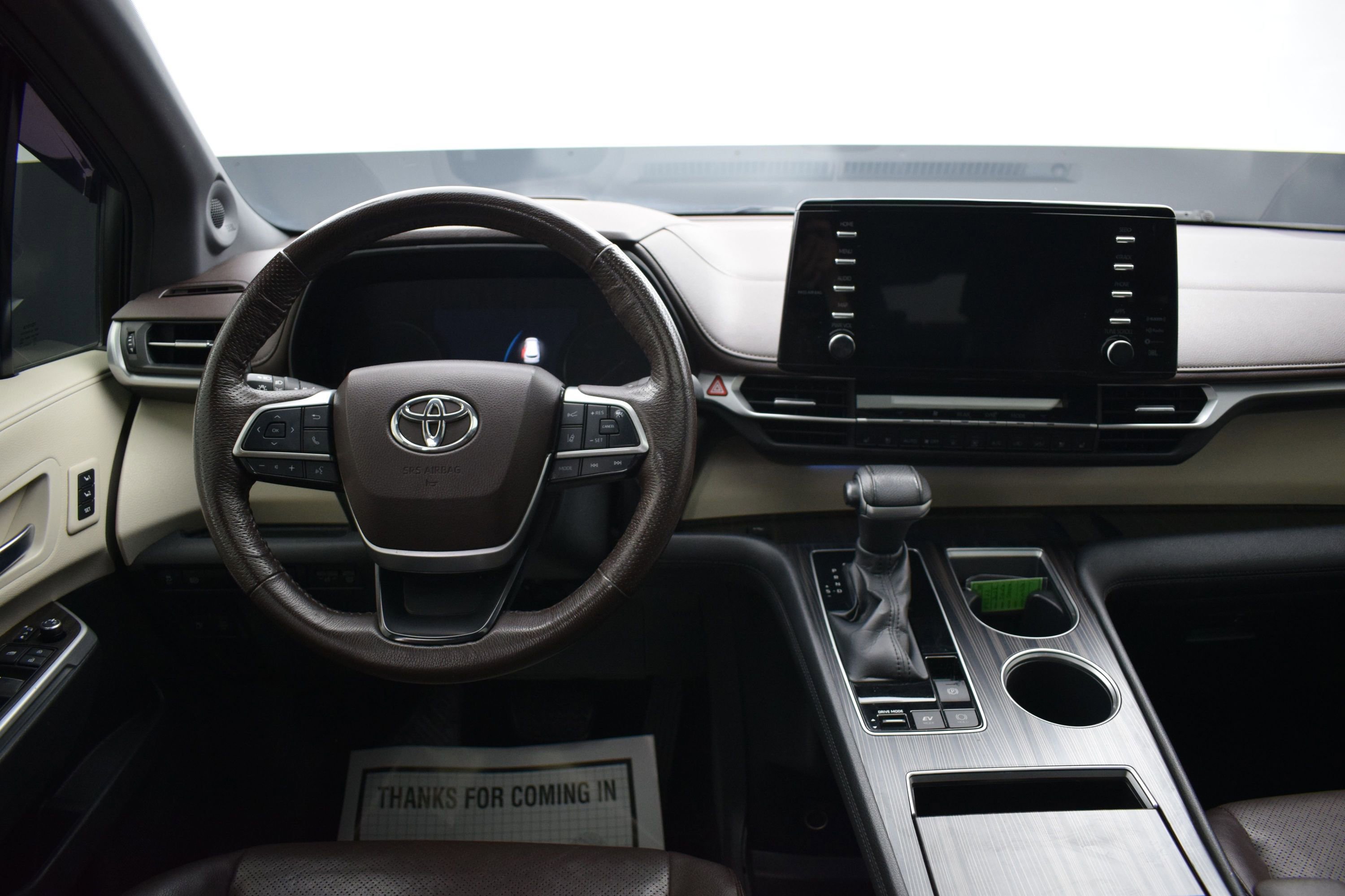 Used 2022 Toyota Sienna Platinum AWD/4WD image 19