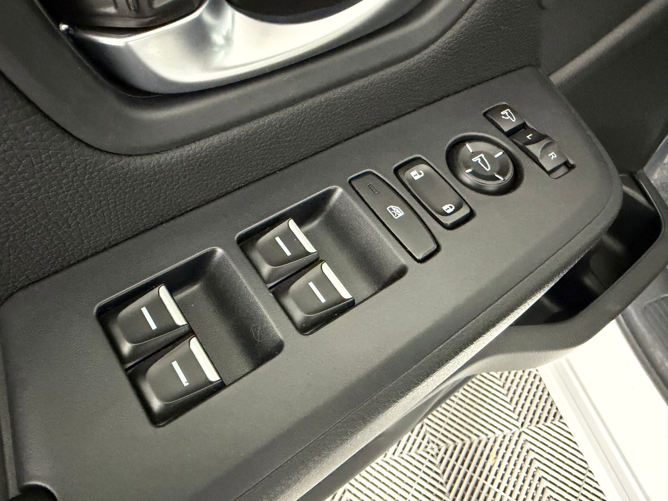 New 2026 Honda Pilot Black Edition image 10